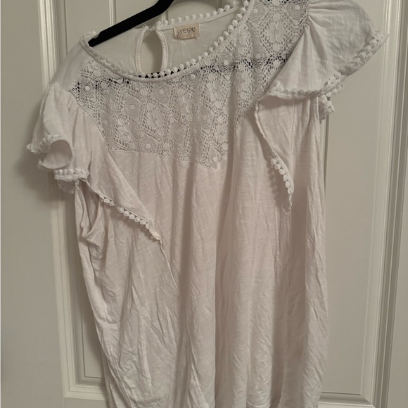White top by Greige size XL Made in China - Picture 2 of 6